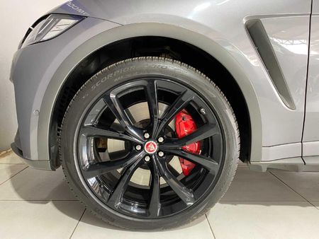 2020-Jaguar-F-Pace-50-V8-SVR_5