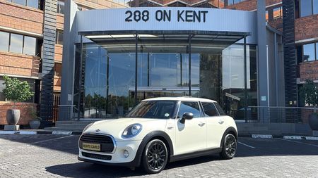 2018-MINI-Hatch-One-15T-5-dr-Auto_0
