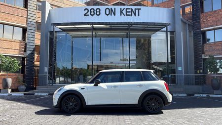 2018-MINI-Hatch-One-15T-5-dr-Auto_1
