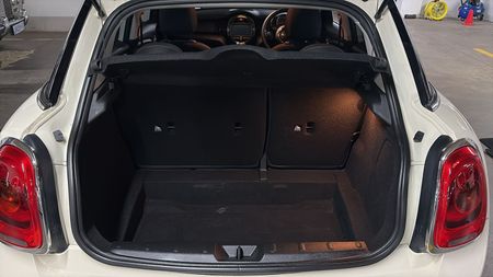 2018-MINI-Hatch-One-15T-5-dr-Auto_20