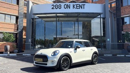 2018-MINI-Hatch-One-15T-5-dr-Auto_3