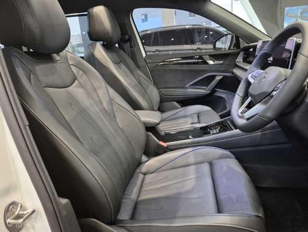 2025-Volkswagen-Tayron-14TSI-R-Line-DSG-Auto-110kw_6