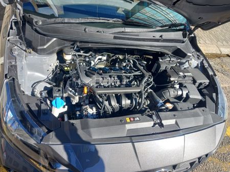 2023-Hyundai-i20-10-TGDI-Fluid_10