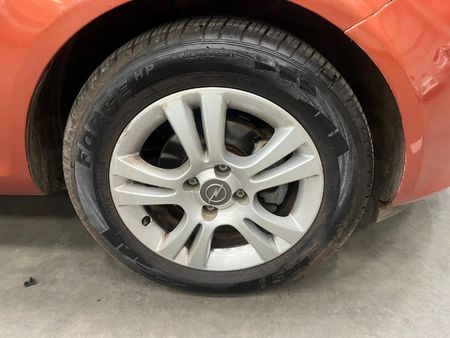 2014-Opel-Corsa-14-Essentia-5-dr_8