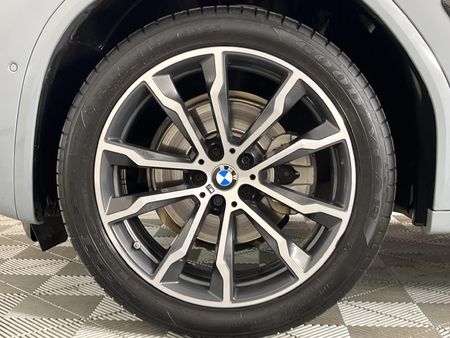 2021-BMW-X4-xDrive20d-M-Sport_4