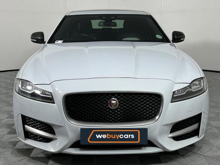 2016-Jaguar-XF-20-D-R-Sport_14