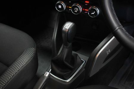 2020-Renault-Duster-15-dCi-Prestige-Auto_12