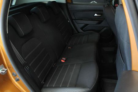 2020-Renault-Duster-15-dCi-Prestige-Auto_16