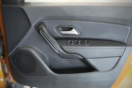 2020-Renault-Duster-15-dCi-Prestige-Auto_19