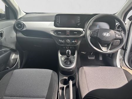 2026-Hyundai-Exter-12-Premium-Auto_17