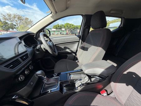 2023-Renault-Kiger-10T-Intens-Auto_28