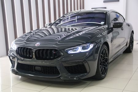 2023-BMW-M8-Competition-Gran-Coupe_9