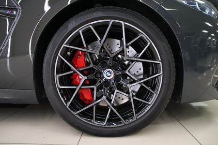2023-BMW-M8-Competition-Gran-Coupe_6