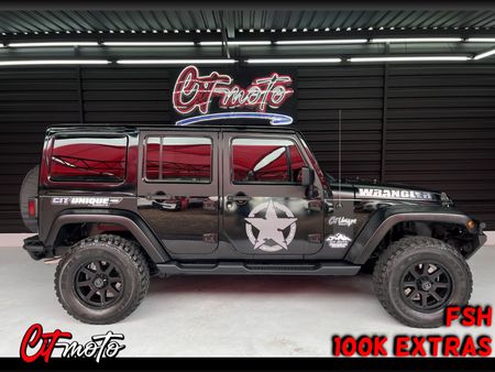 2015-Jeep-Wrangler-Unlimited-Sahara-36-V6-Auto_0