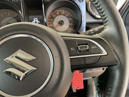 2025-Suzuki-Jimny-15-GLX-AllGrip-5-Door-Auto_9