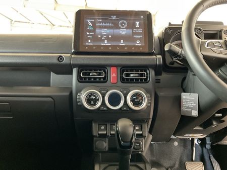 2025-Suzuki-Jimny-15-GLX-AllGrip-5-Door-Auto_14