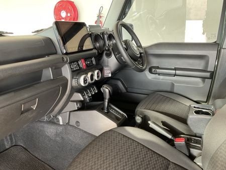 2025-Suzuki-Jimny-15-GLX-AllGrip-5-Door-Auto_6