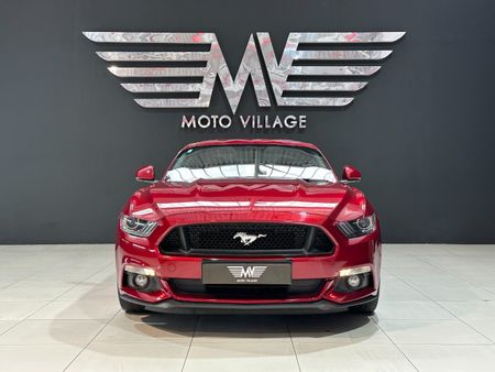 2016-Ford-Mustang-V8_1