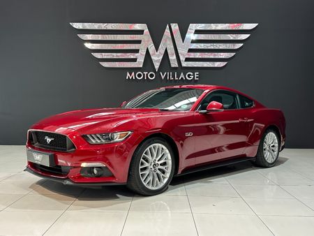 2016-Ford-Mustang-V8_2
