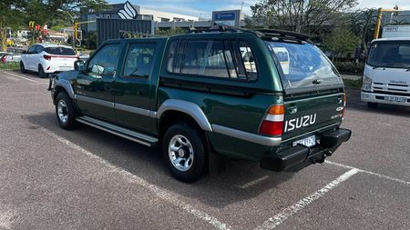 2001-Isuzu-KB-280-DT-LX-4x2-Double-Cab_2