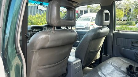 2001-Isuzu-KB-280-DT-LX-4x2-Double-Cab_7
