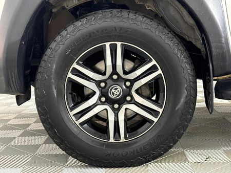 2023-Toyota-Hilux-24GD-6-4x4-Raider-X-Auto-Double-Cab_3