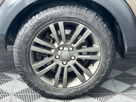 2014-Land-Rover-Discovery-4-30-TD-SD-V6-S_6