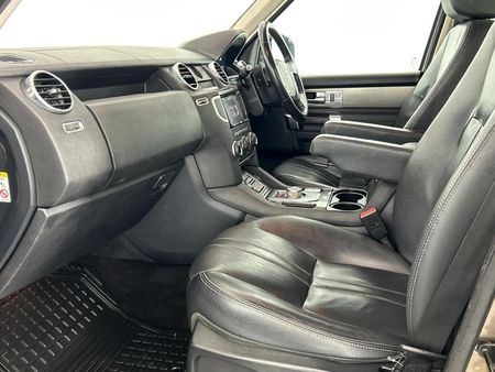 2014-Land-Rover-Discovery-4-30-TD-SD-V6-S_7