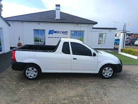 2022-Nissan-NP200-16-AC-Safety-Pack_7
