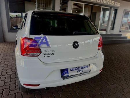 2022-Volkswagen-Polo-Vivo-16-Comfortline-Auto-5-dr_11