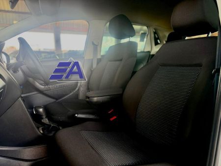 2022-Volkswagen-Polo-Vivo-16-Comfortline-Auto-5-dr_6