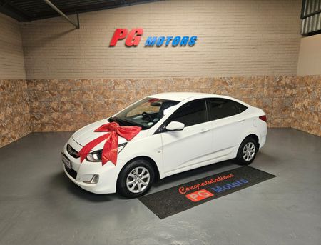 2012-Hyundai-Accent-16-GLS-Fluid-Auto_0