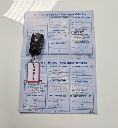 2012-Hyundai-Accent-16-GLS-Fluid-Auto_12
