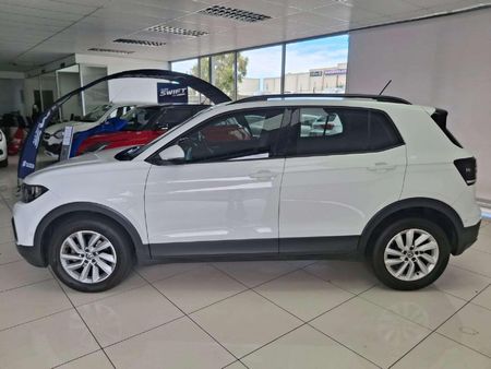 2022-Volkswagen-T-Cross-10-TSI-Comfortline_2