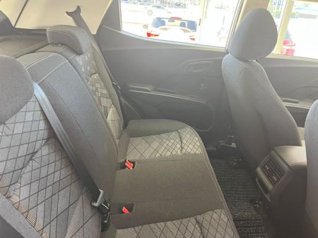 2026-Mahindra-XUV-3XO-12T-MX2-Auto_28
