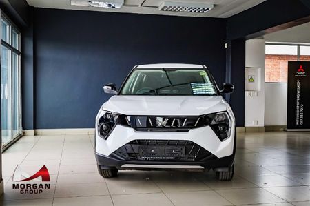 2026-Mahindra-XUV-3XO-12T-MX2-Auto_3