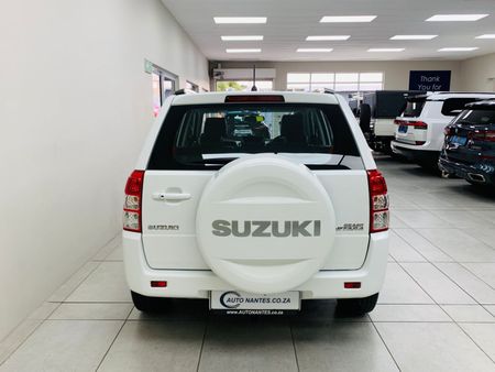 2014-Suzuki-Grand-Vitara-24-Summit-Auto_11