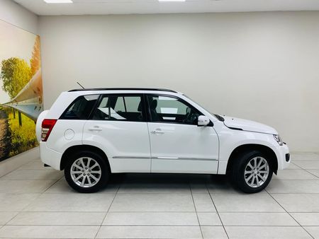 2014-Suzuki-Grand-Vitara-24-Summit-Auto_12