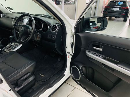 2014-Suzuki-Grand-Vitara-24-Summit-Auto_5