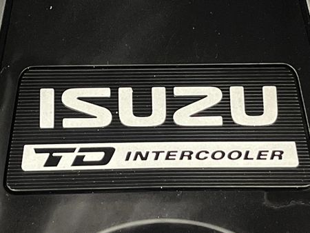 2014-Isuzu-KB-300-D-Teq-LX-Double-Cab_11