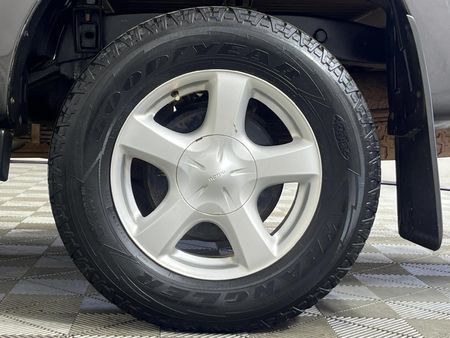 2014-Isuzu-KB-300-D-Teq-LX-Double-Cab_6