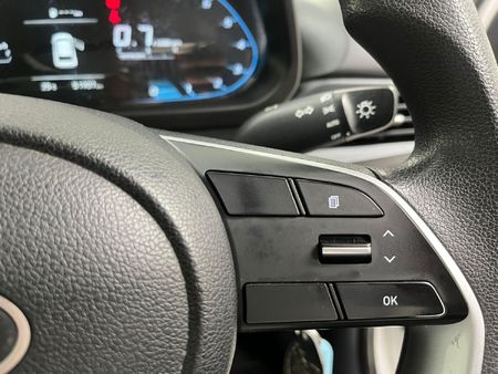 2024-Hyundai-i20-12-Motion_17
