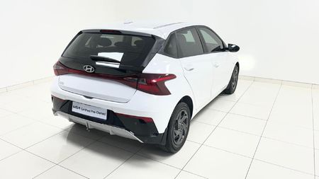 2024-Hyundai-i20-12-Motion_6