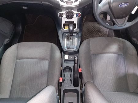 2016-Ford-Fiesta-10-EcoBoost-Titanium-Auto-5-dr_9