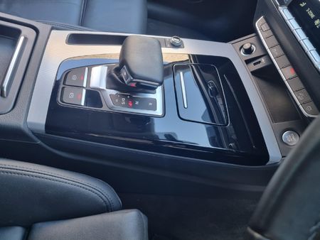 2025-Audi-Q5-Sportback-quattro-Black-Edition-40-TDI_13