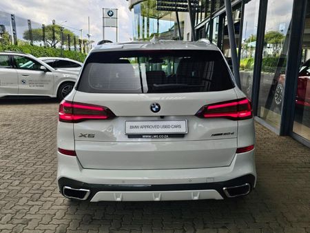 2022-BMW-X5-xDrive30d-M-Sport_3