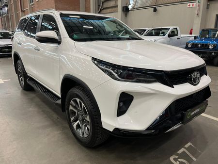 2025-Toyota-Fortuner-24-GD-6-4x4-Auto_0