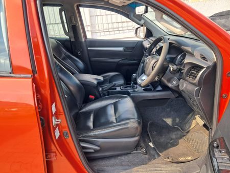 2021-Toyota-Hilux-24-GD-6-Raised-Body-Raider-Auto-Double-Cab_4