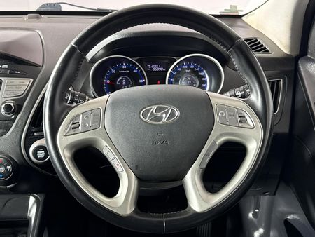 2014-Hyundai-ix35-R20-CRDi-GLS-Elite-AWD-Auto_11