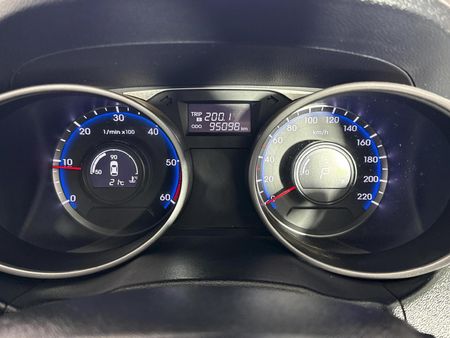 2014-Hyundai-ix35-R20-CRDi-GLS-Elite-AWD-Auto_2